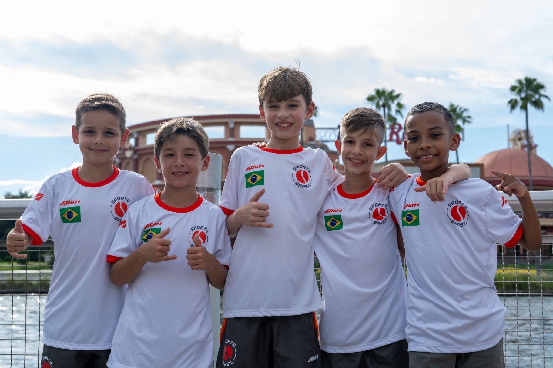 Atletas da Sports Brasil posando em Orlando 2023