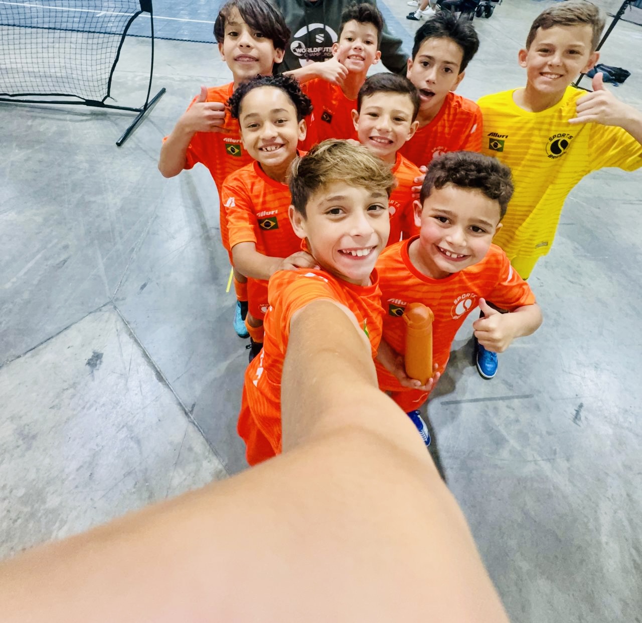 Selfie da equipe Sports Brasil em Orlando 2025