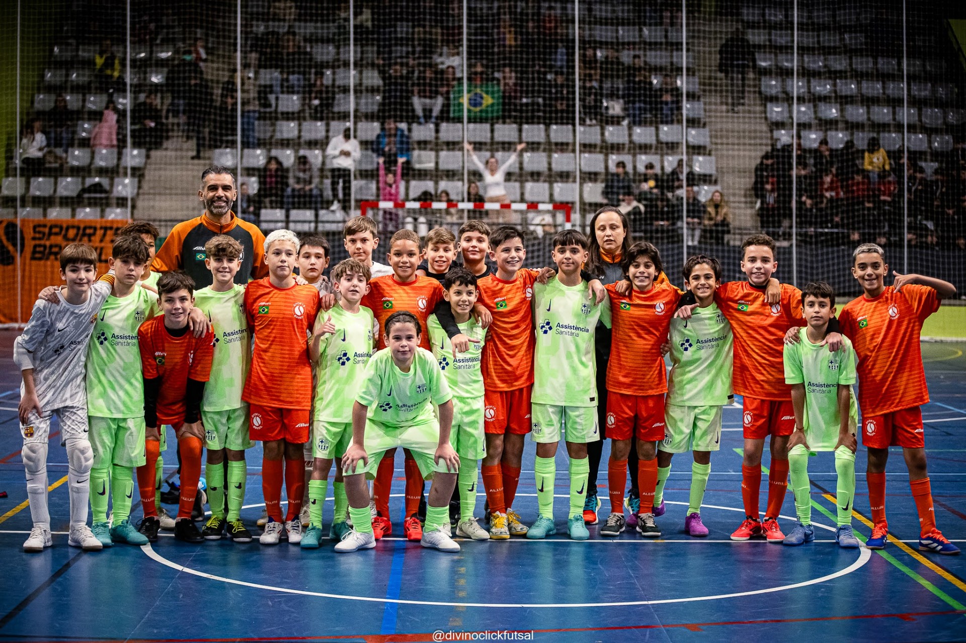 Sports Brasil e Barcelona juntos após a partida em Barcelona 2024
